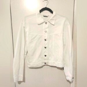 Elan Sport Elan Wear sizeM White Collared Button Down Jean Like Jacket Light